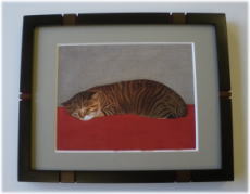 ブラウンは渋めの仕上がり